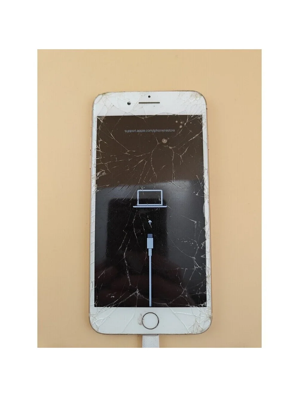 Apple iPhone 8 Plus A1897 64GB Gold Cracked Glass For Parts/Repair Works